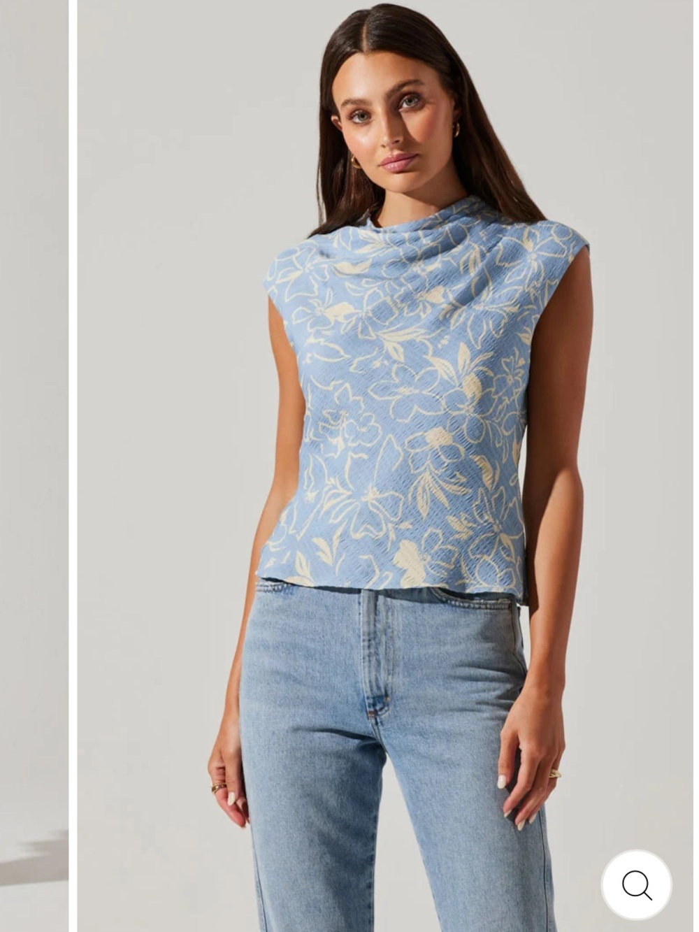 ASTR The Label Tazia Blue & Cream Floral Cowl Neck Sleeveless Top M